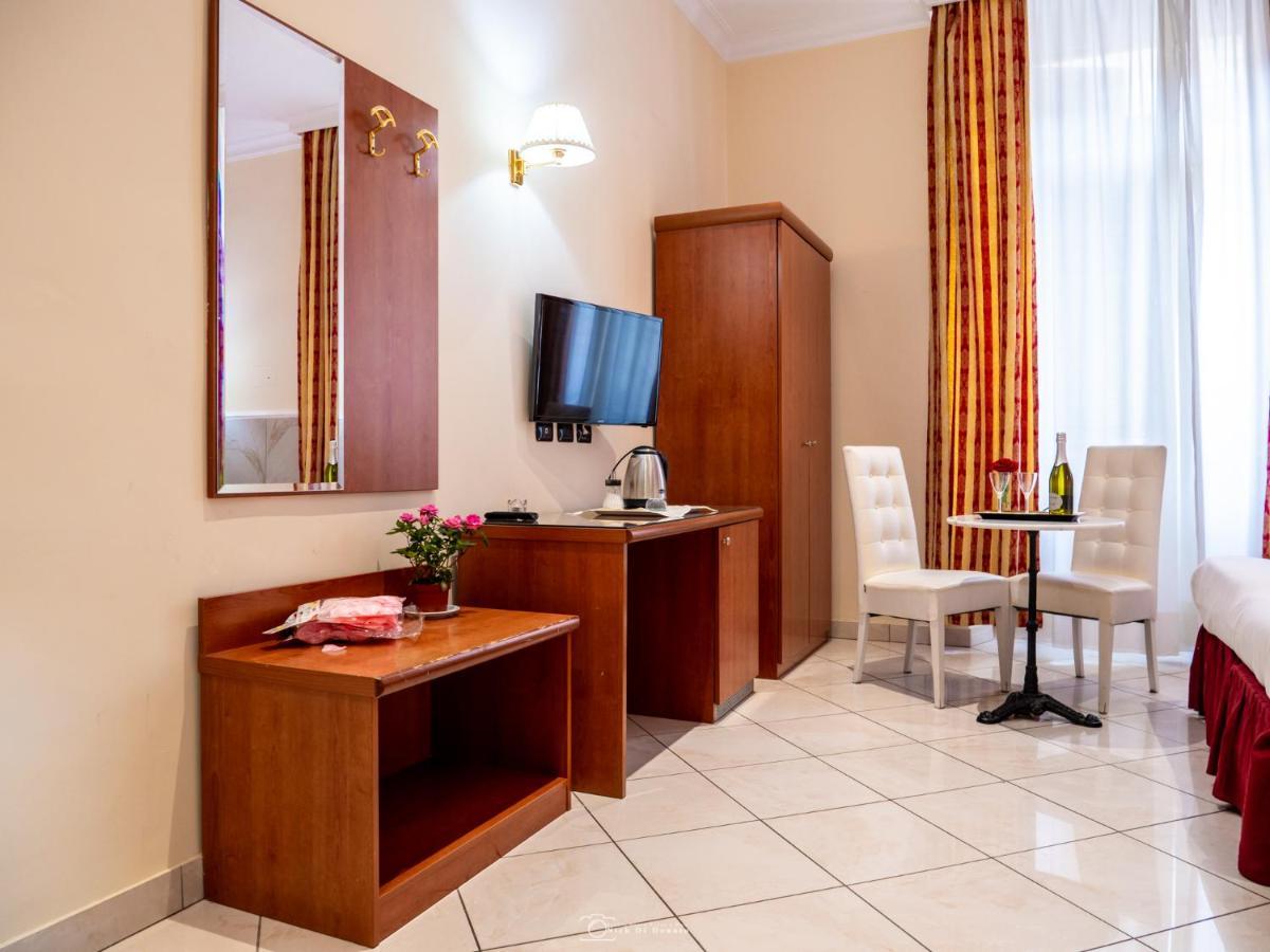 Hotel Suite Caesar Rzym Zewnętrze zdjęcie