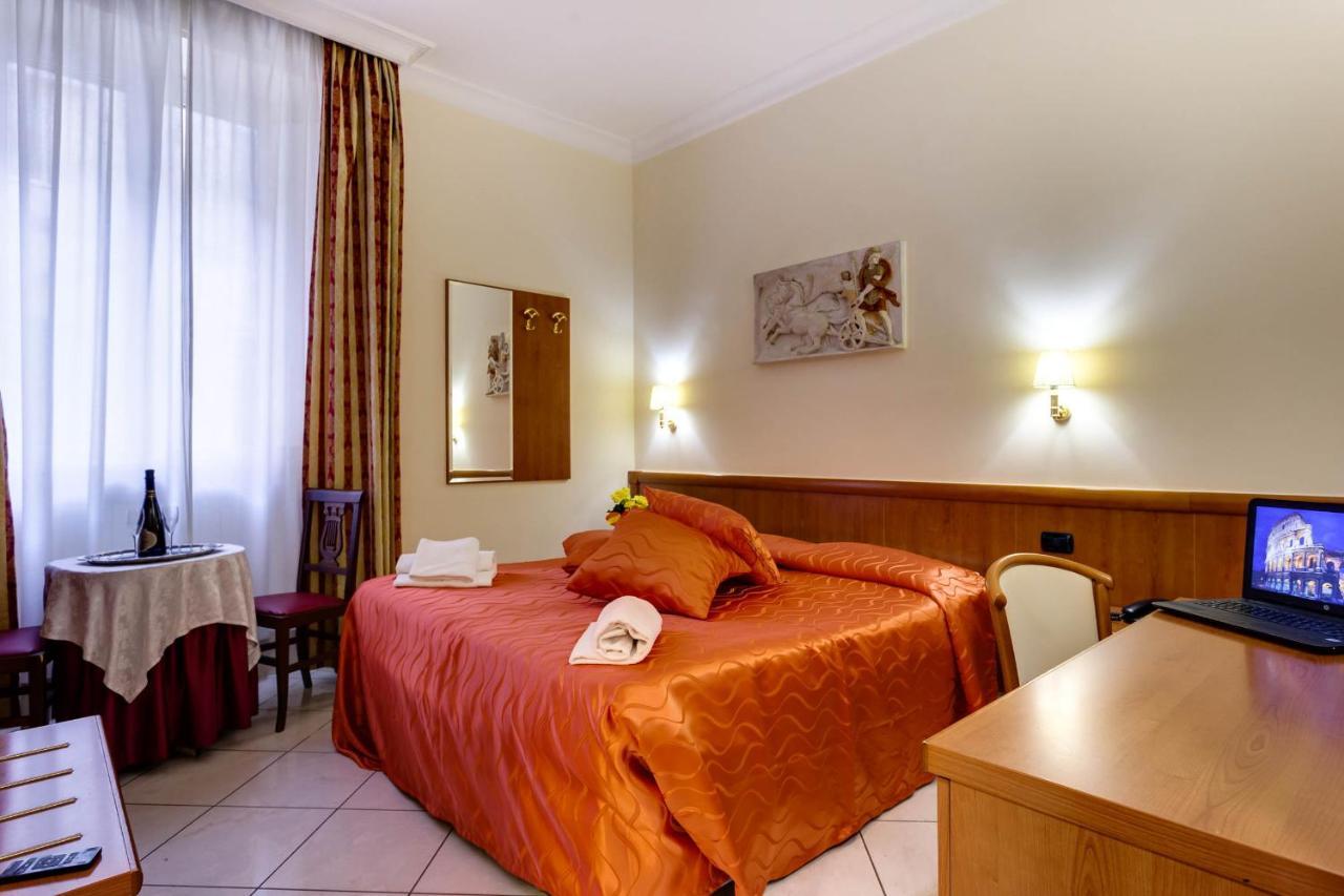 Hotel Suite Caesar Rzym Zewnętrze zdjęcie