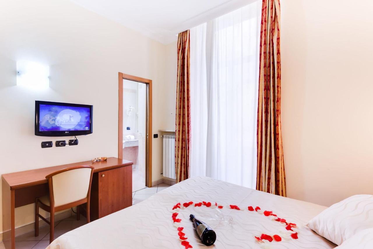 Hotel Suite Caesar Rzym Zewnętrze zdjęcie